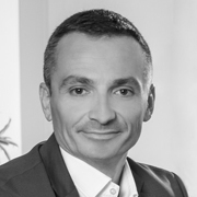 Dušan Tomić